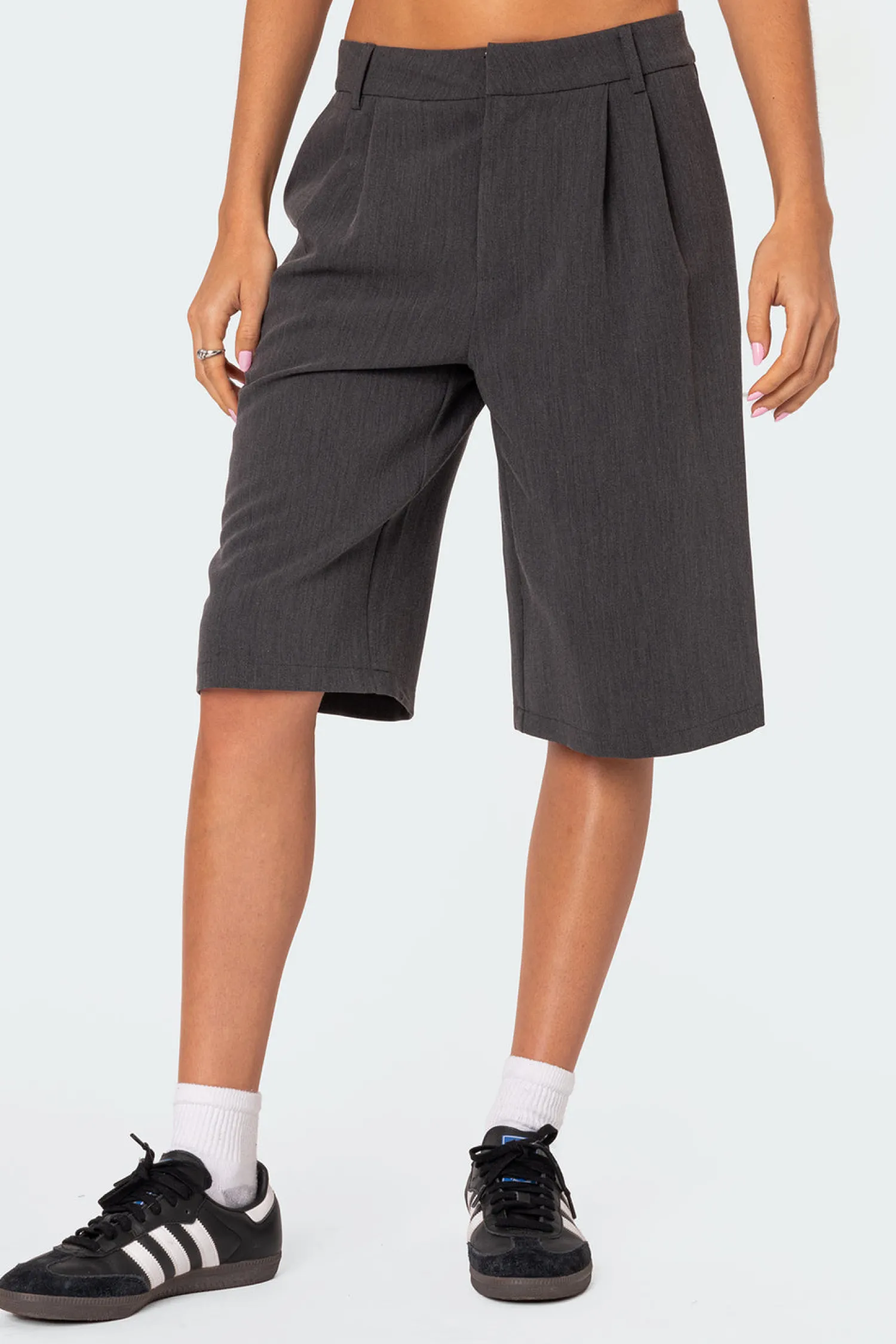 Shorts | Shorts*edikted Aelia Bermuda Trouser Shorts DARK GRAY